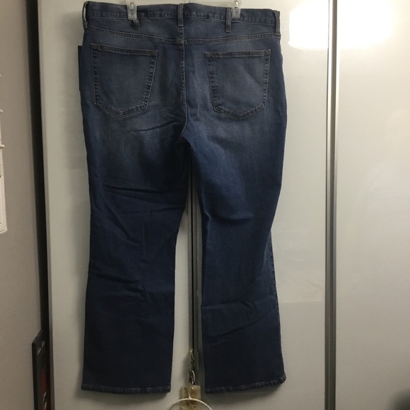 Old Navy Boot Cut Blue Jeans - Picture 5 of 5